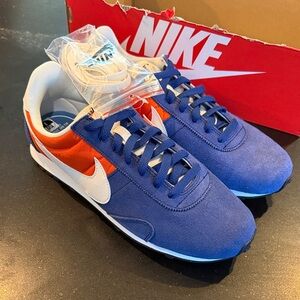 Nike Pre Montreal ’17 Sneakers Blue Orange White Size 9 w/ Box Extra Laces